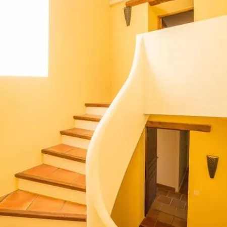 Rouge Corbieres Villa Fabrezan